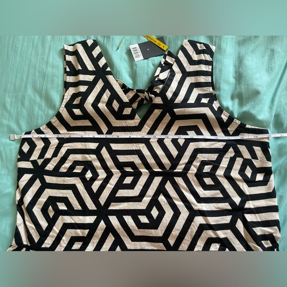 Sz M (8)esmara Womens linen dress v-neck decorative bow on back Geometric Print - Picture 8 of 9